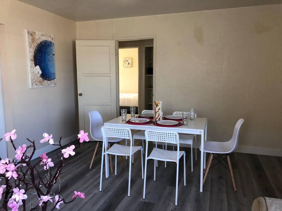 Entire Lovely 3-Bedroom Home W Yard, Parking Чула-Виста Экстерьер фото
